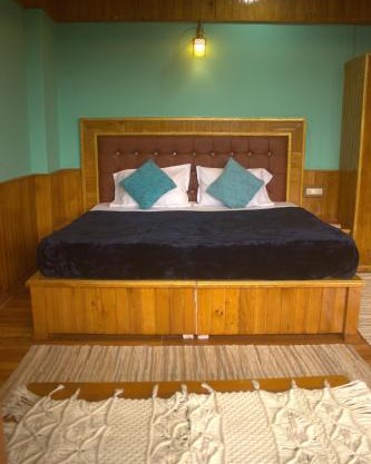 Khaapus Home