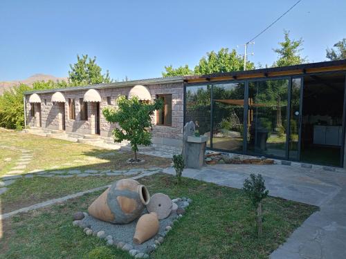 Khachatryan's Guest House