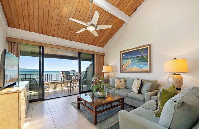 KHV 34 Spectacular Direct Ocean Front Views from the 2nd Floor at this 2BD Kahana Maui Condo