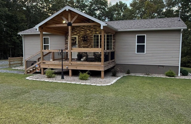 Kick back and relax in this calm, stylish space located on 30 acres!