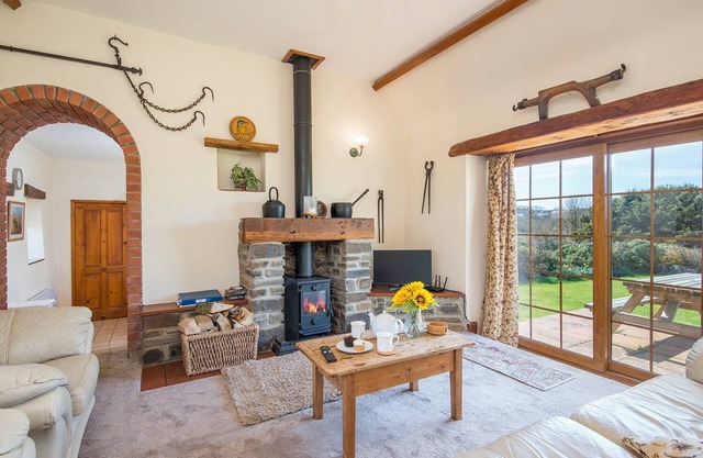 Kingfisher Cottage, Holiday Cottage St Ishmaels, Near Dale, Sleeps 4, 2 bedrooms, bathrooms