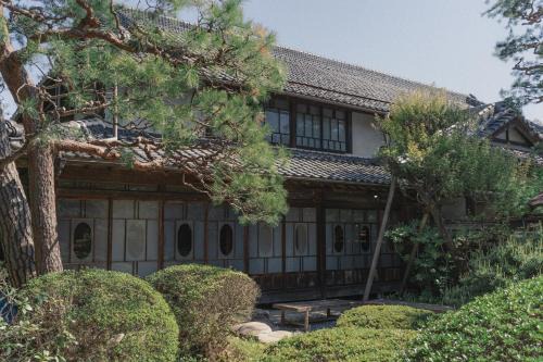 Kominakayado LOOF Iwainoie