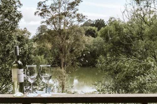 Kookaburra 2-Bedroom at On Burgum Pond Cottages