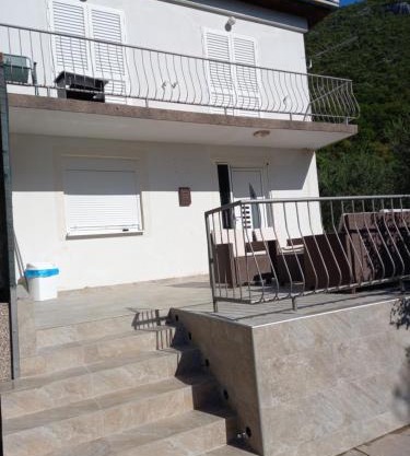 Kuća za odmor DIJANA