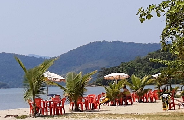 L. GAEL BEACH HOUSE A PARADISE WAITING FOR YOU.