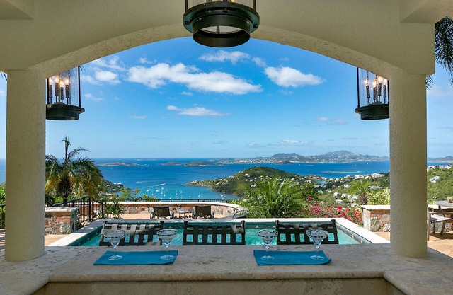 La Bella Vita: Full AC! Pool! Sunset Views All Year!