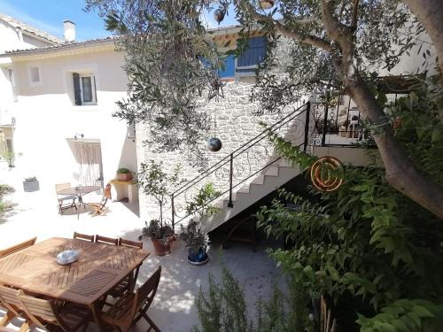LA CHAMADE maison de village climatisée