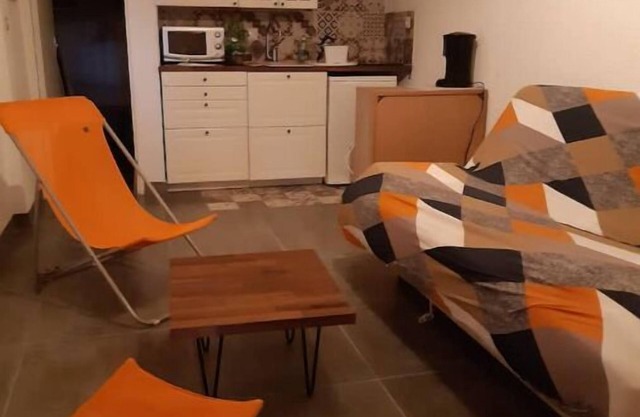 La Cigale charming studio in quiet residence