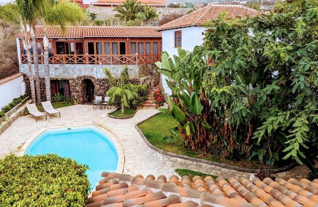 La Cueva de Villa Gardel