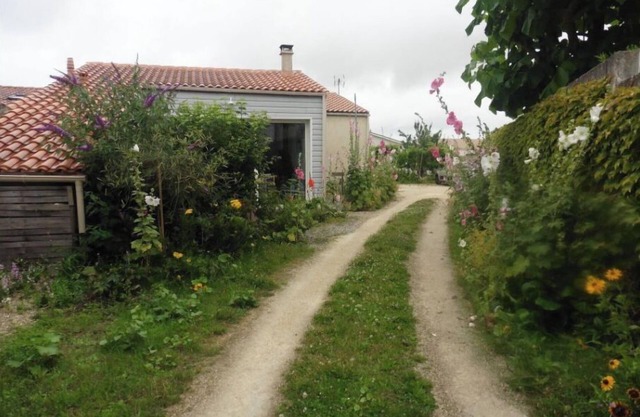 La Rochelle south - Seaside village- Angoulins