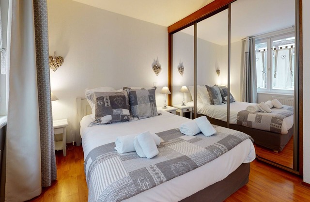 La suite du bouchon city center apartment up to 4
