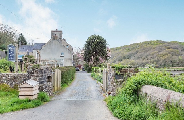 Laburnham Cottage