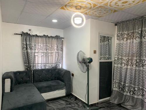 Lagos 1-Bed Apt Sleeps 2 with AirCon & Parking