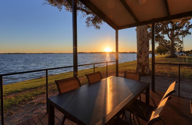 Lake Boga Caravan Park