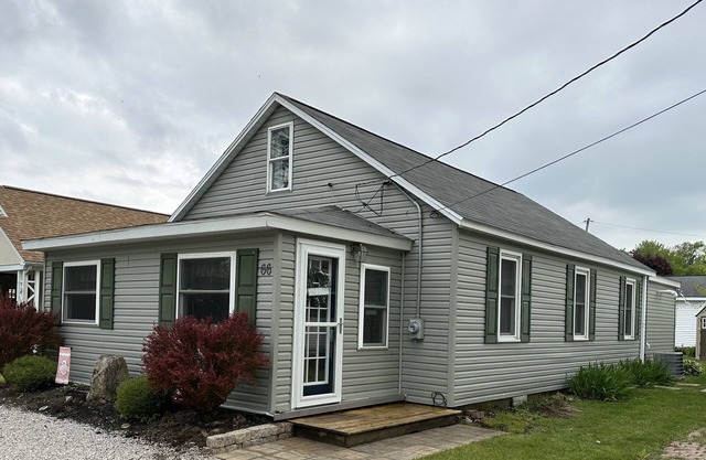 Lake Erie Cottage With Private Beach Accessn22% Discount offered for 2+ nights
