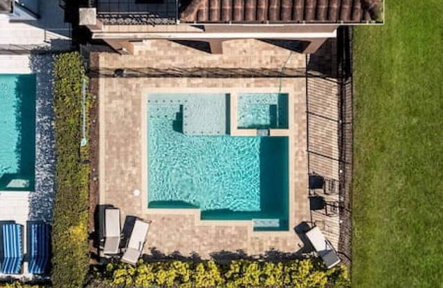 Lake Front Luxury Estate Reunion Resorts
