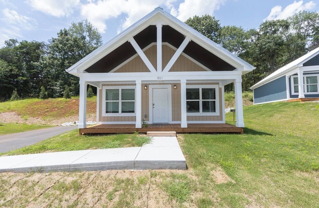 Lake Hartwell Cabins-15 Minutes to Clemson-Near Green Pond Landing