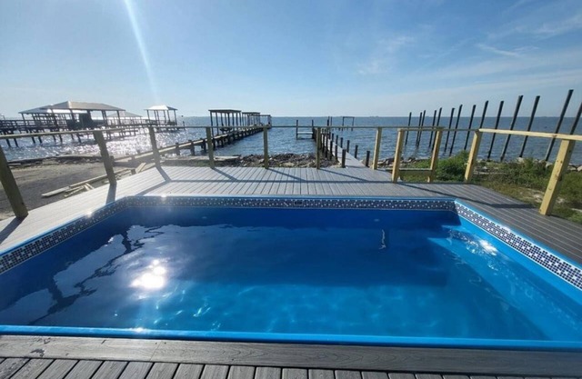 Lake Leisure 3 Bedroom with Pool