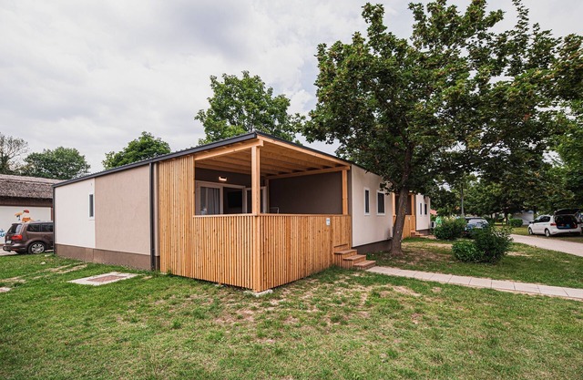 Lake Serenity Premium Mobile Homes-3Bedroom 15/023