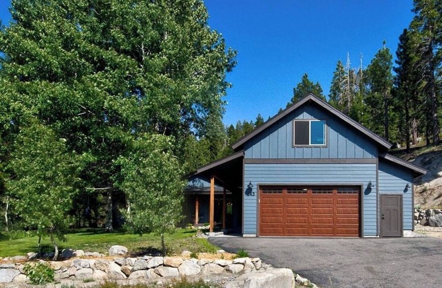Lake Tahoe Mountain Farmhouse