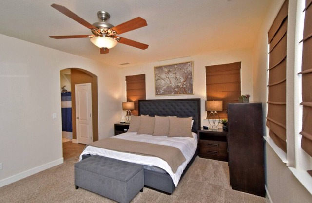 Lake Tahoe/Reno, 4 BR, Full Kitchen, King Bed
