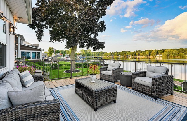 Lakefront Jackson Retreat w/Boat Dock & Fire Pit!