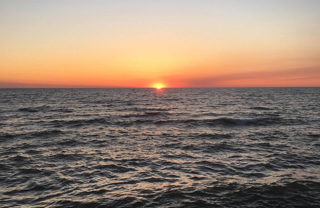 Lakefront Lake Ontario. Fabulous Vacation and Fishing Near Salmon River