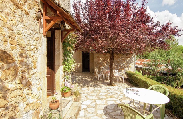 Lakeside Cottage Roziers Retreat