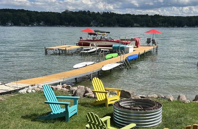 Lakeside Getaway on Lake Mary-Walk to Downtown Twin Lakes