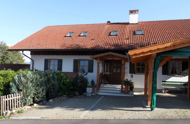 Landhaus Engelhardt in a quiet, sunny location with mountain view apartment 1, allergy free