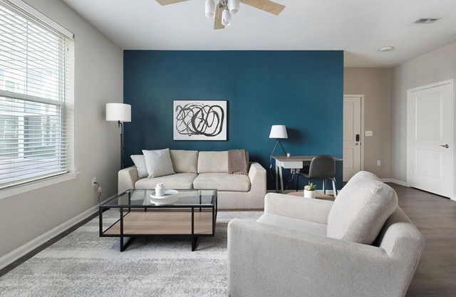 Landing | Amazing 1BD, Gym, Courtyard