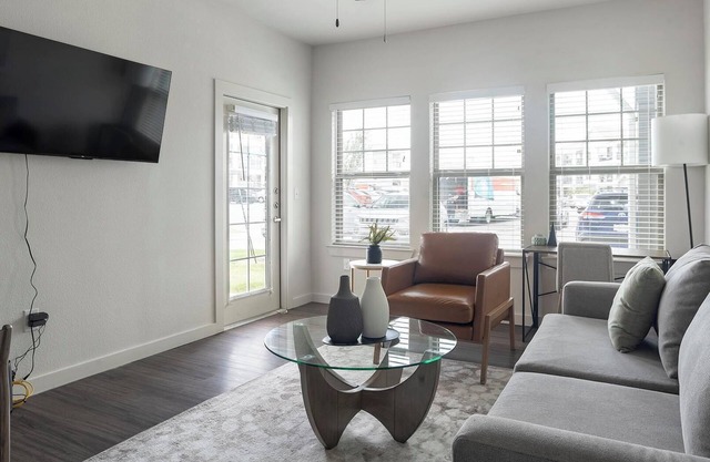 Landing at Bridge at Davenport Place - 1 Bedroo.