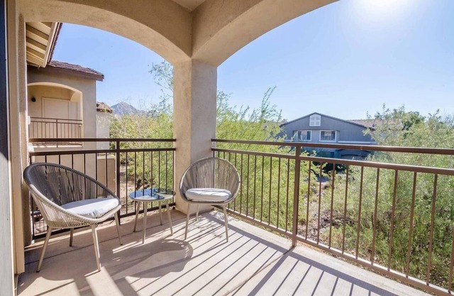 Landing at Kota North Scottsdale - 1 Bedroom in Mc Dowell Mountain Apartments