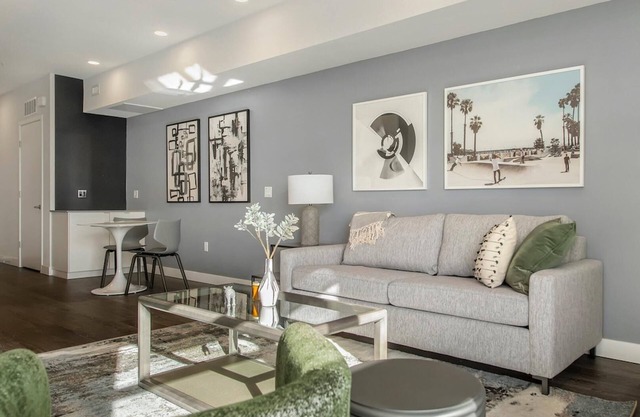 Landing at Marisol at Viera - 1 Bedroom in Vier.