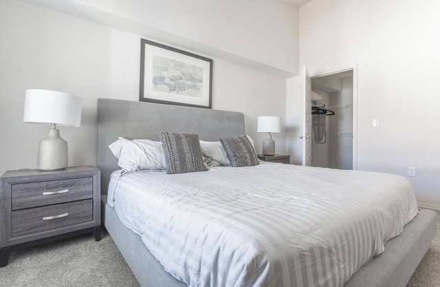 Landing at Redbud Ranch - 2 Bedrooms in Broken .