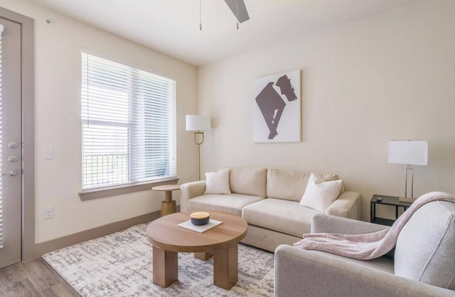 Landing | Beautiful 1BD, Pool, Yoga Studio