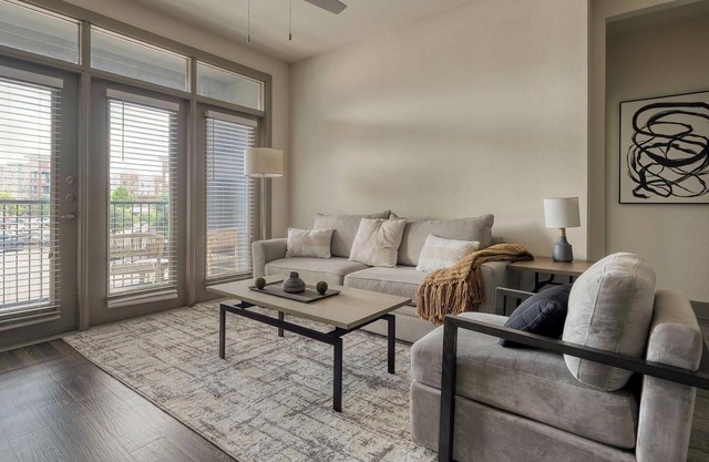 Landing | Chic 2BD, Clubhouse, Pool