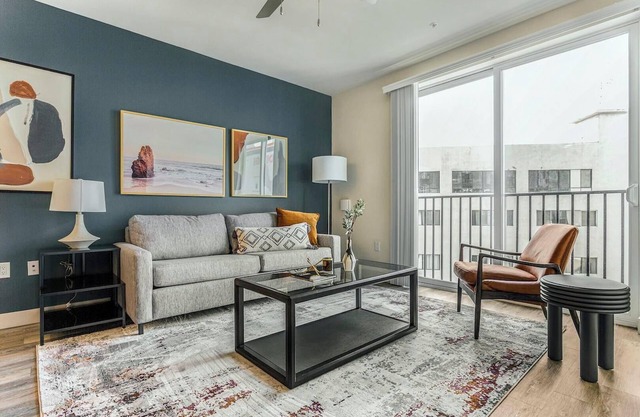 Landing | Incredible 1BD, Gym, Pool