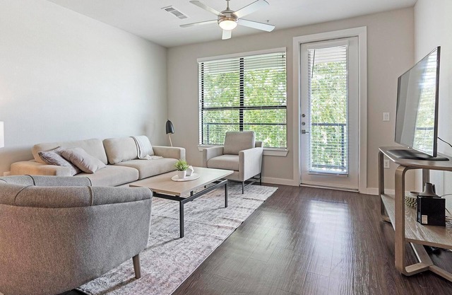 Landing | Incredible 2BD, Clubhouse, Gym
