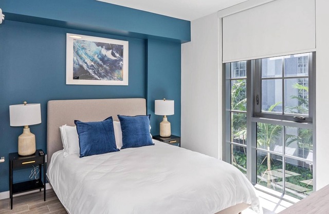 Landing | Modern 1BD, Clubhouse, Pool