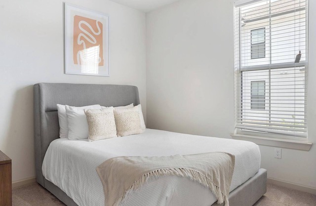 Landing | Spectacular 1BD, Clubhouse, Pool