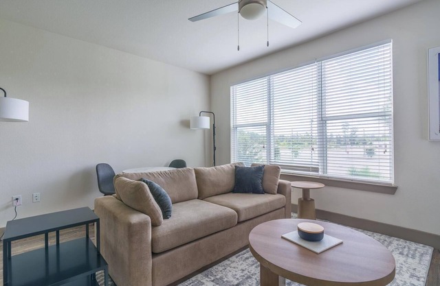 Landing | Stunning 1BD, Pool, Yoga Studio