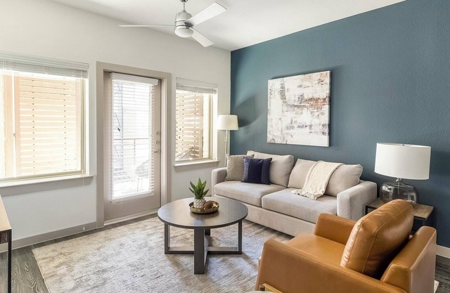 Landing | Stylish 1BD, Pool, Gym