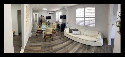 Large 9 bedroom home La Placita de Santurce By RentalsPR
