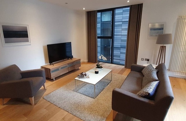Large apartment in one of Edinburgh's most desirable locations
