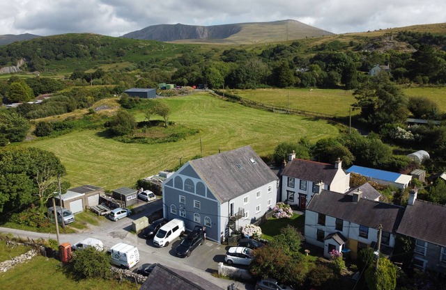 Large holiday home close to sea and mountains in Snowdonia.