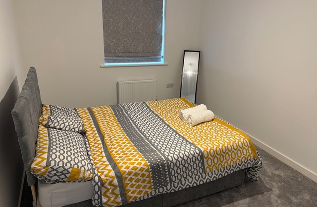 Large Room, 10 Min to Station
