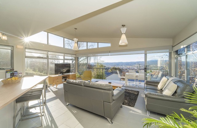 Launceston Views Townhouse #2