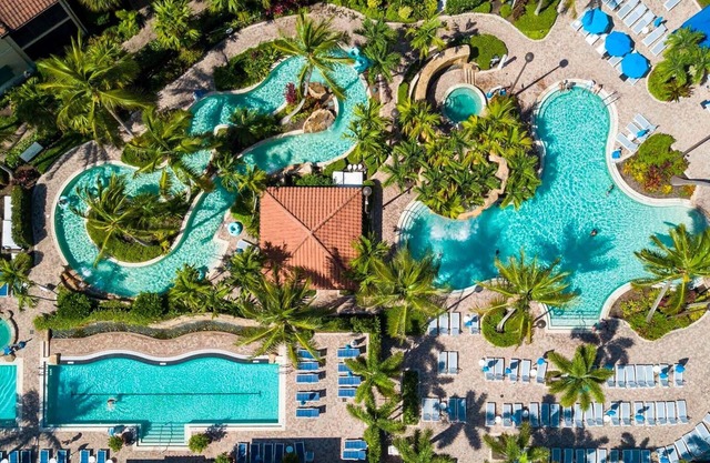 Lazy River, 5 Pools + Bar, 2 Restaurants, Cabanas!