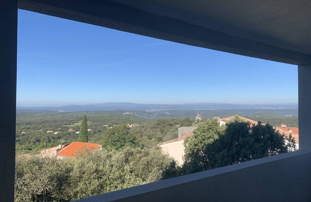 Le belvédère de Manon, its view, its calm, its charm.